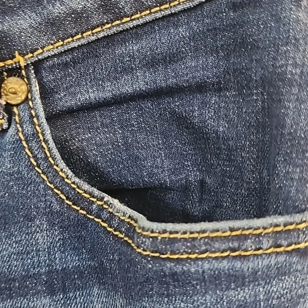 Cabi Curvy Skinny Jeans Size 8 Dark Wash Denim Whiskering Casual Slim A1015